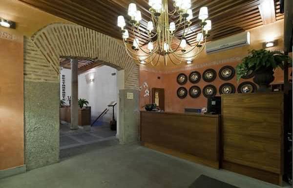 Posada Real Los Cinco Linajes Arevalo Exterior photo